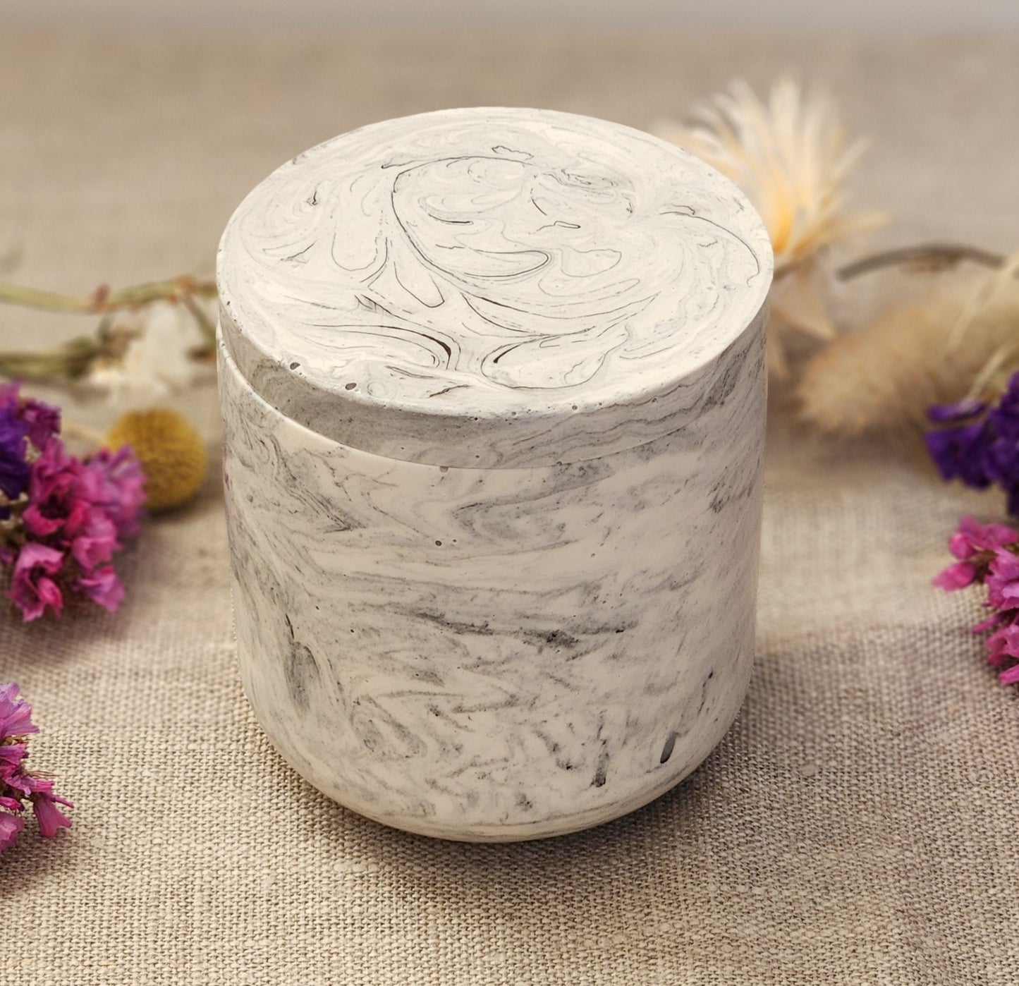 Jesmonite soy candle - marble